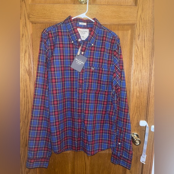 Abercrombie and Fitch button up  plaid shirt XXL
muscle fit - Picture 2 of 8